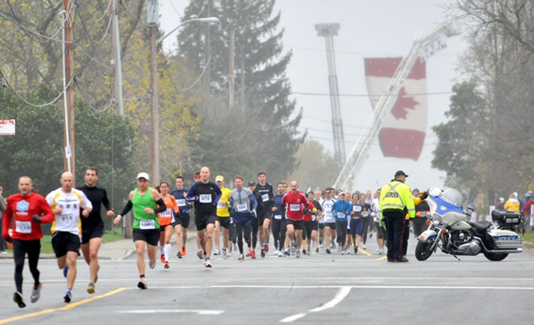 Runners at the 2013 9 Run Run event